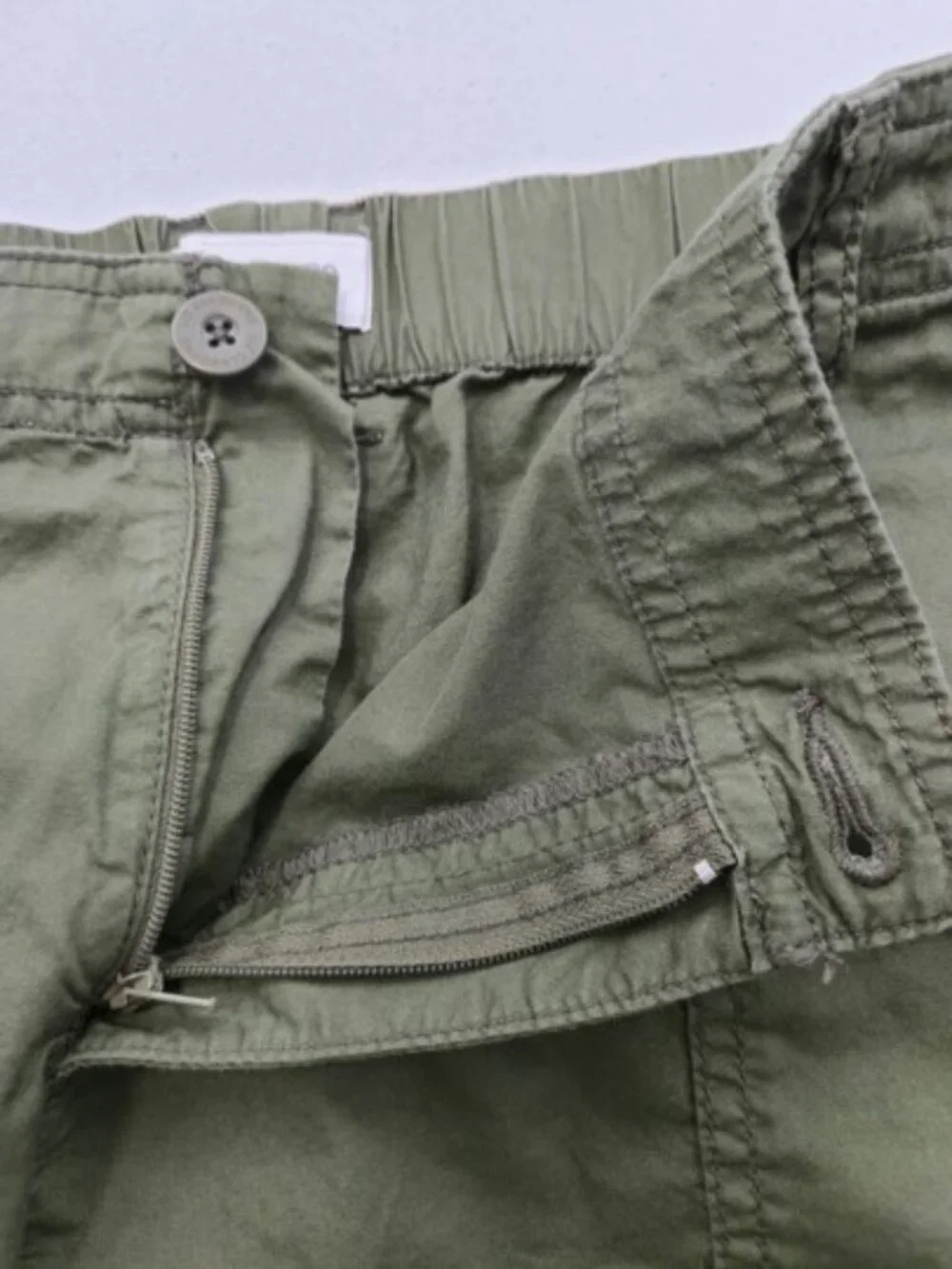 NWOT Liz Claiborne Army Green Utility Shorts 18W